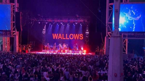 Hartford Healthcare Amphitheatre, section: 304, row: AAA, seat: 9