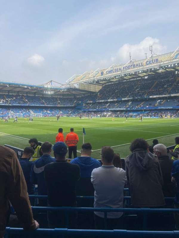 Stamford Bridge, section: Shed Lower, row: 9, seat: 195