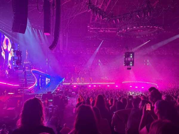 AFAS Dome, section: 154, row: 26, seat: 10