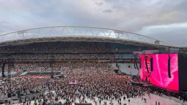 Accor Stadium, section: 435, row: 1, seat: 33
