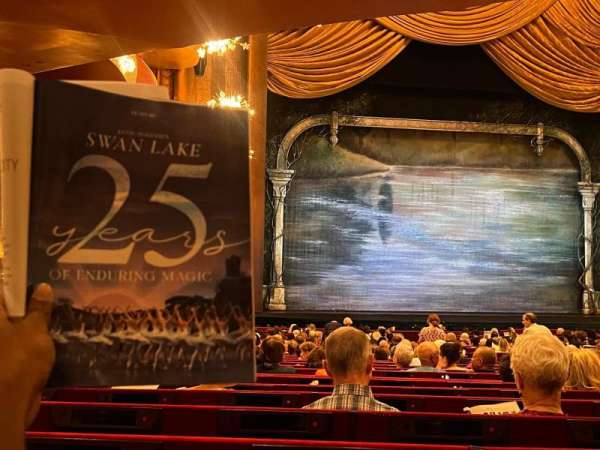 Metropolitan Opera House - Lincoln Center, section: Orchestra L, row: AA, seat: 19