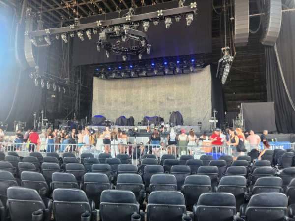 iThink Financial Amphitheatre, section: 2, row: Q, seat: 7