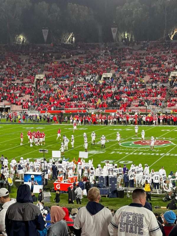 Rose Bowl, section: 19, row: 41