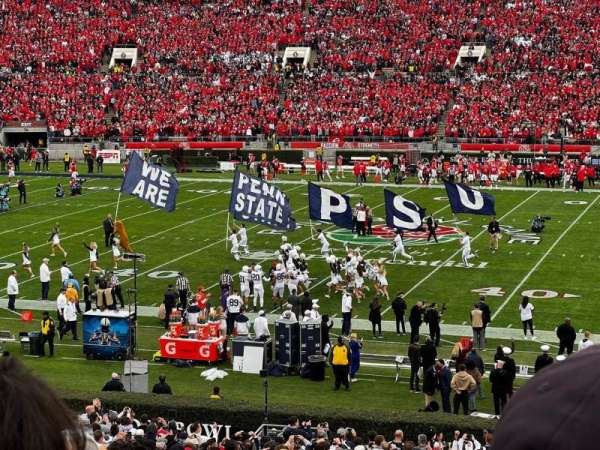 Rose Bowl, section: 19, row: 41