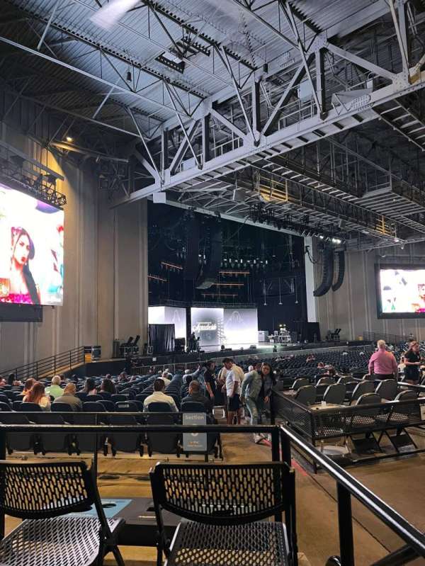 Truliant Amphitheater, section: 9, row: C, seat: 1