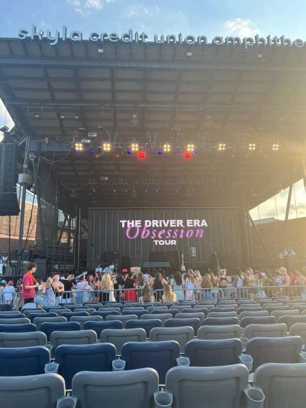 Skyla Credit Union Amphitheatre, section: 102, row: 17, seat: 21