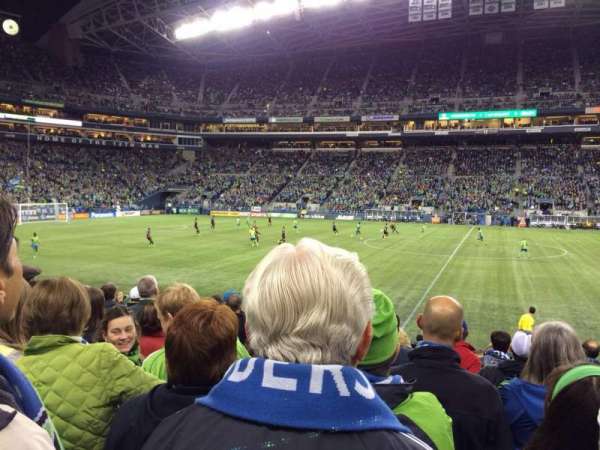 Lumen Field, section: 109, row: M, seat: 6