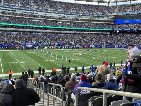 MetLife Stadium, section: 142, row: 16, seat: 3
