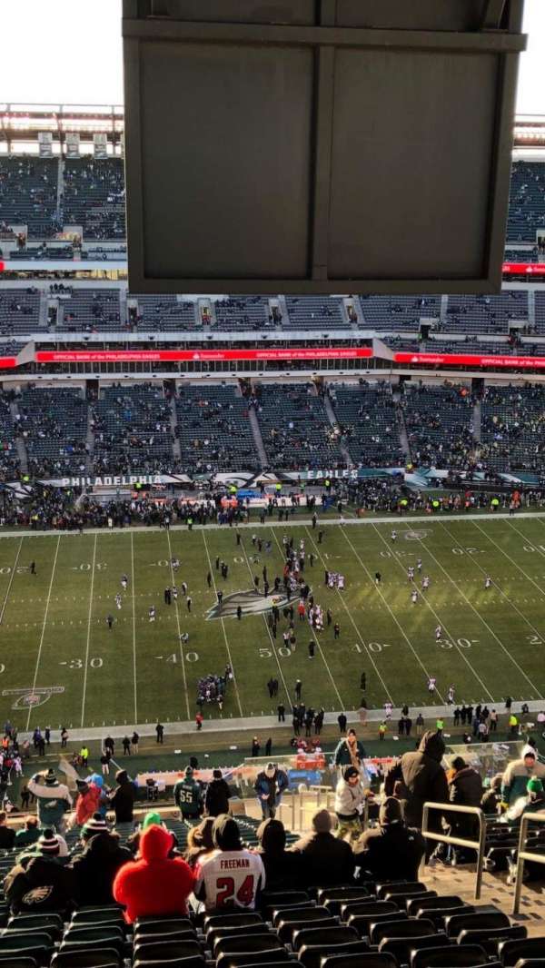 Lincoln Financial Field, section: 224, row: 30, seat: 7,8,9