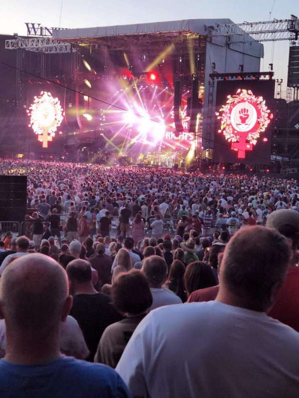 Wrigley Field, section: 127, row: 9, seat: 7