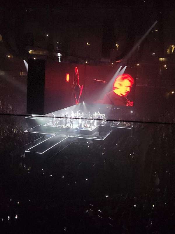 United Center, section: 207, row: 1, seat: 9