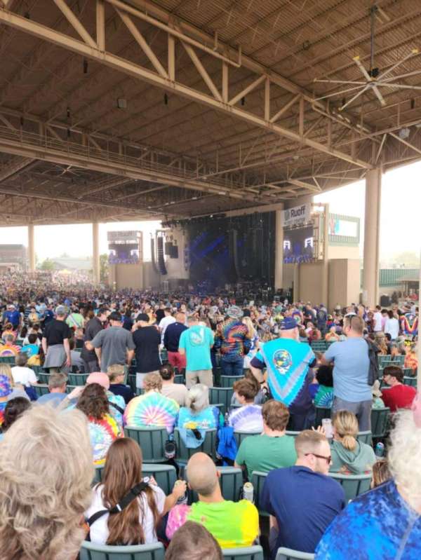 Ruoff Music Center, section: H, row: CC, seat: 21