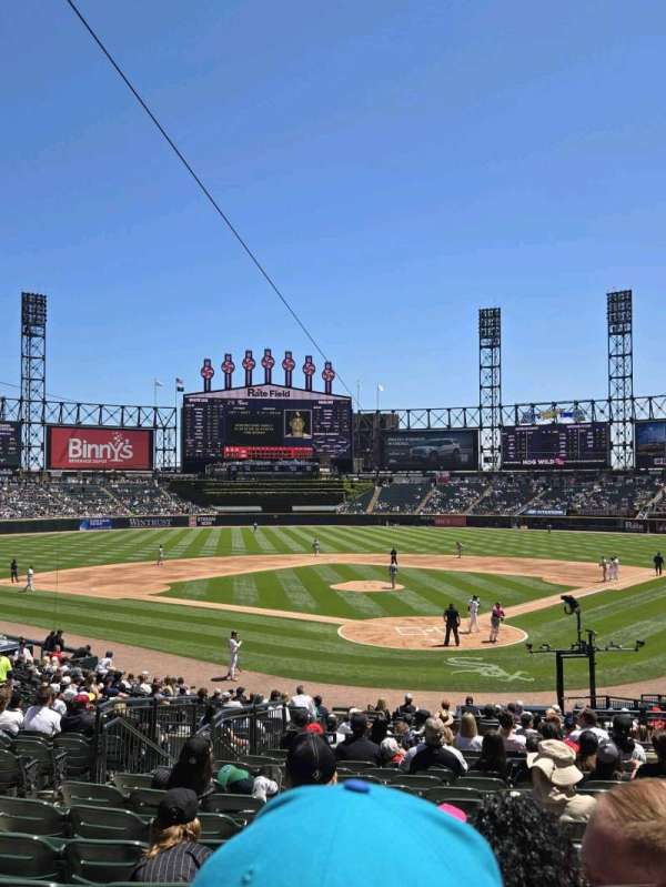 Rate Field, section: 133, row: 29, seat: 7