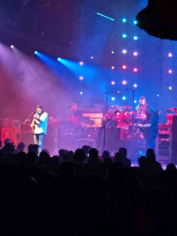 Chicago Theatre, section: MNFL1R, row: L, seat: 118