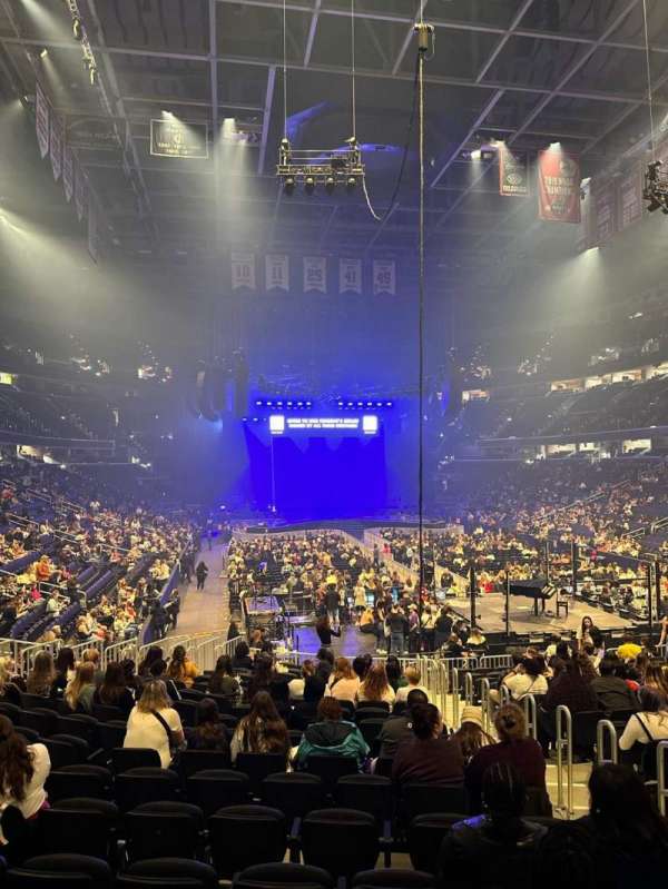 Capital One Arena, section: 104, row: S, seat: 18-21