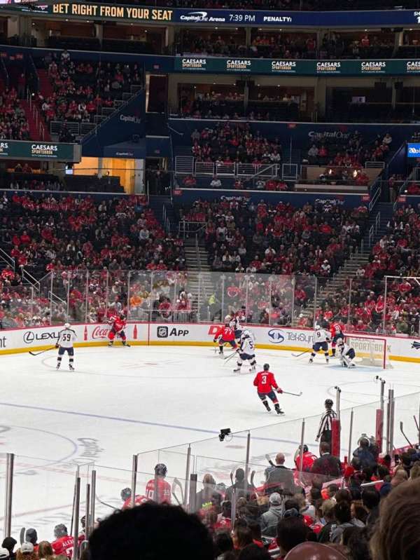 Capital One Arena, section: 120, row: T, seat: 1-4