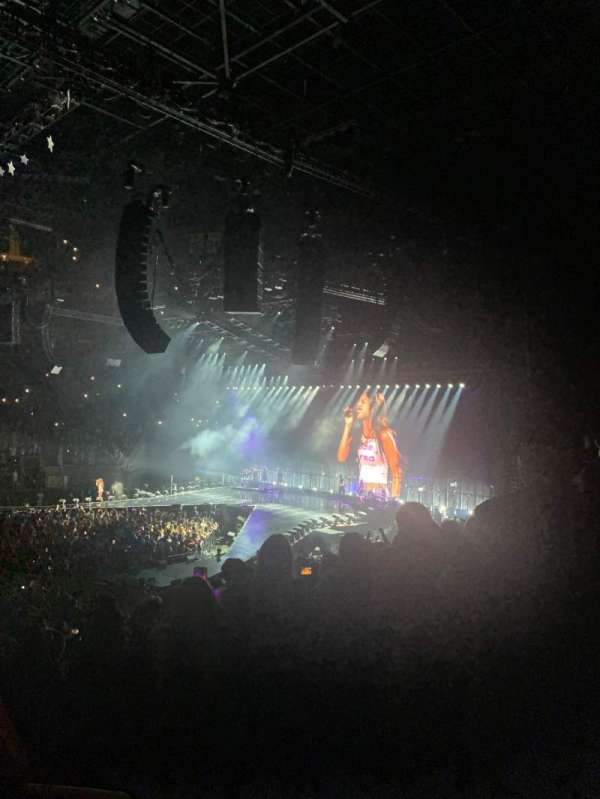Chase Center, section: 104, row: 10, seat: 1
