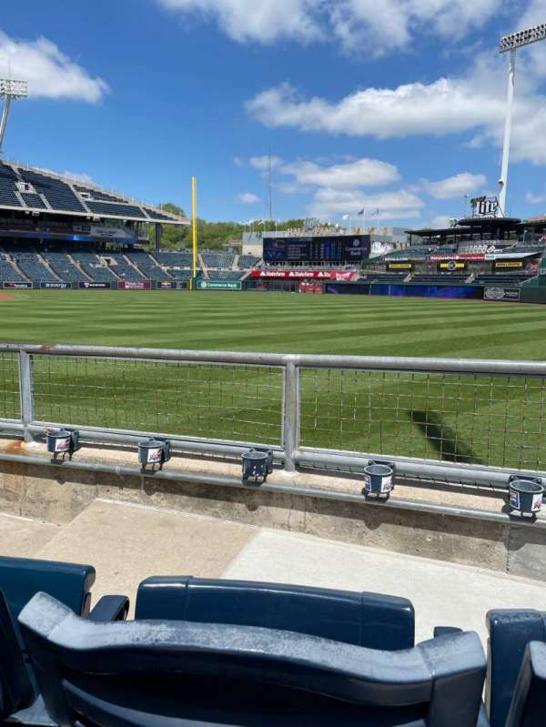 Kauffman Stadium, section: 147, row: K, seat: 4