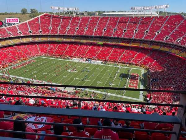 Arrowhead Stadium, section: 320, row: A1, seat: 17