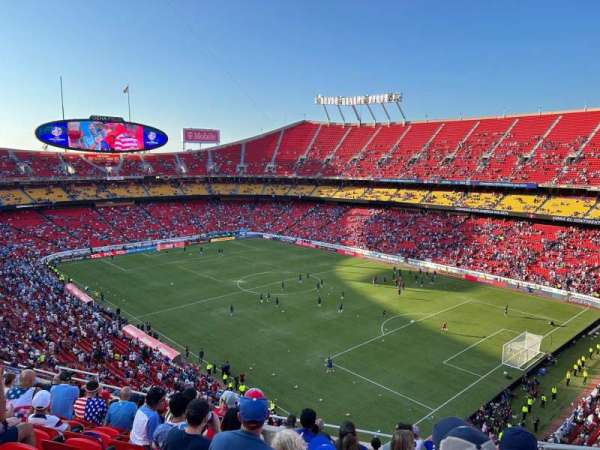 Arrowhead Stadium, section: 318, row: 11, seat: 5