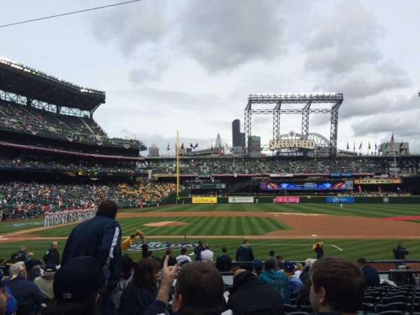 T-Mobile Park, section: 122, row: 16, seat: 9