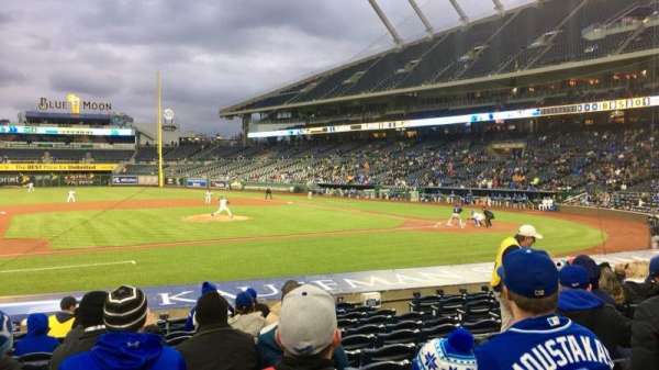 Kauffman Stadium, section: 120, row: M, seat: 3