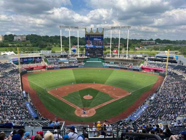 Kauffman Stadium, section: 420, row: HH, seat: 25