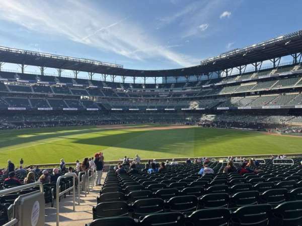 Truist Park, section: 150, row: 28, seat: 22