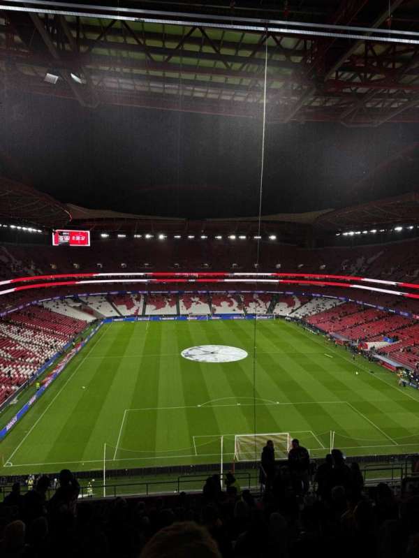 Estádio da Luz, section: 33, row: Z, seat: 14
