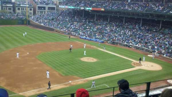 Wrigley Field, section: 308L, row: 4, seat: 11