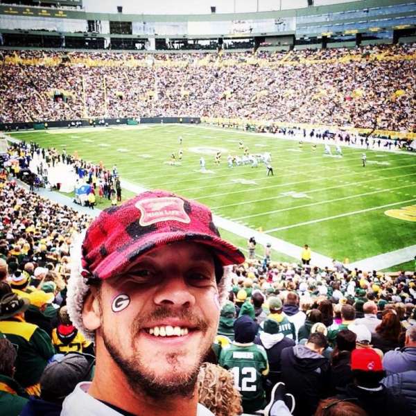 lambeau field, section: 132, row: 39, seat: 19