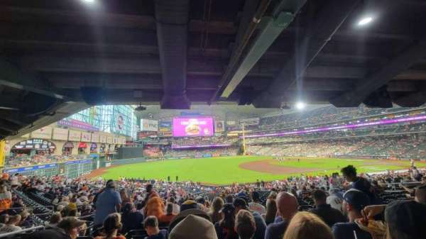 Daikin Park, section: 109, row: 39, seat: 5