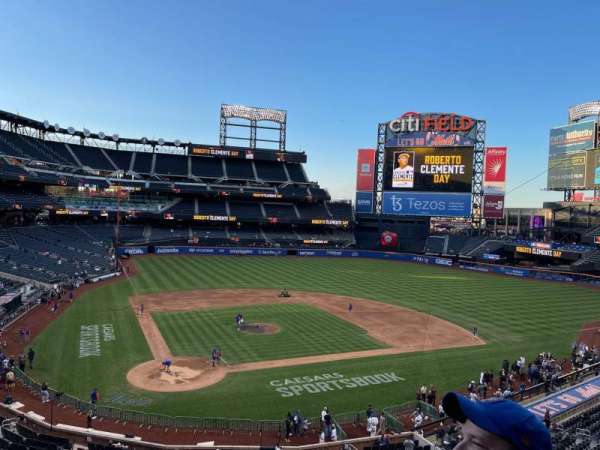 Citi Field, section: 216, row: 2, seat: 10