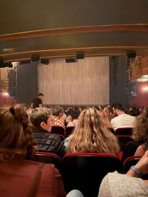 St. James Theatre, section: Orchestra R, row: Q, seat: 18