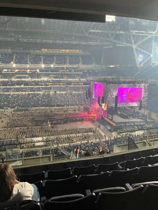 Lucas Oil Stadium, section: 411, row: 9, seat: 14