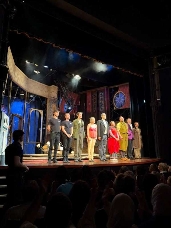 Duchess Theatre, section: Stalls, row: F, seat: 21