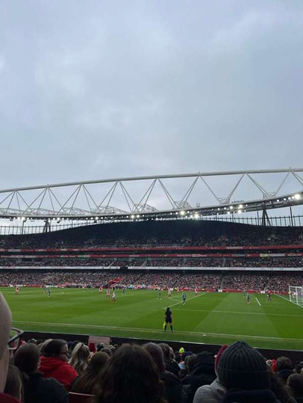 Emirates Stadium, section: 14, row: 18, seat: 427