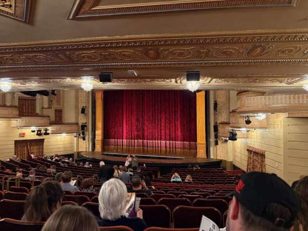 Majestic Theatre, section: Orchestra R, row: U, seat: 20