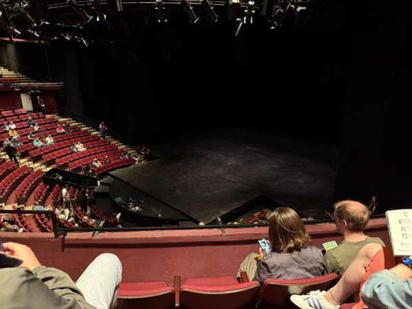 Vivian Beaumont Theater, section: Loge R, row: C, seat: 504