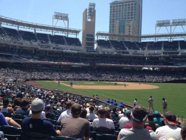 Petco Park, section: 121, row: 25, seat: 16