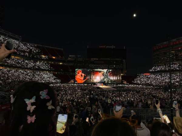 Levi's Stadium, section: 104, row: 13, seat: 5