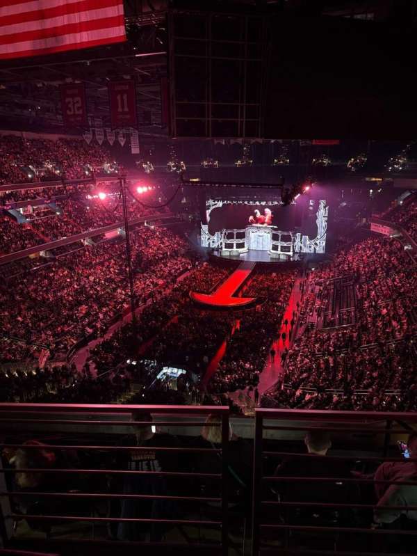 Capital One Arena, section: 410, row: G, seat: 11