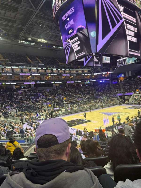 Chase Center, section: 106, row: 7, seat: 9