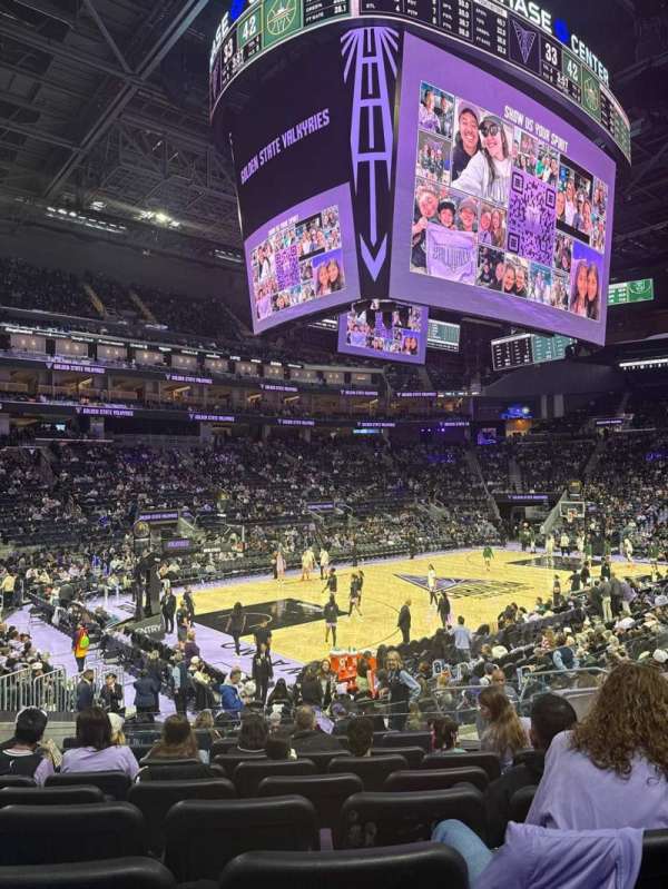 Chase Center, section: 106, row: 7, seat: 6