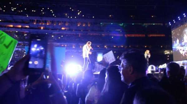 MetLife Stadium, section: Floor 3, row: 22, seat: 2