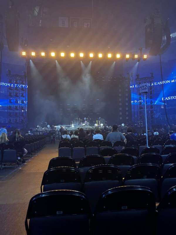 Honda Center, section: 105, row: 6, seat: 14