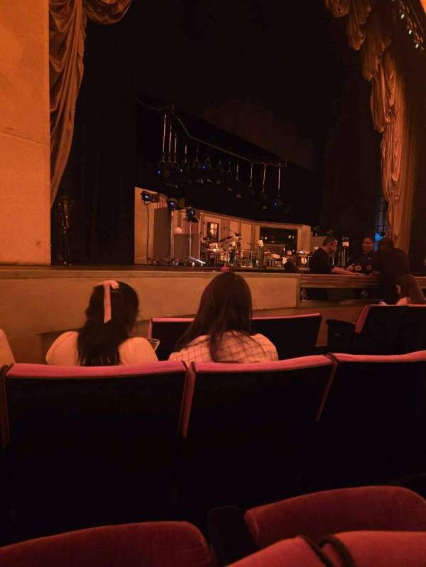 Radio City Music Hall, section: Orchestra 6, row: EE, seat: 605