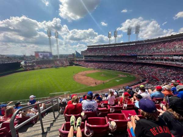 Great American Ball Park, section: 414, row: F, seat: 24