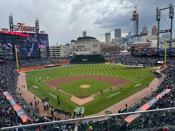 Comerica Park, section: 327, row: B, seat: 6