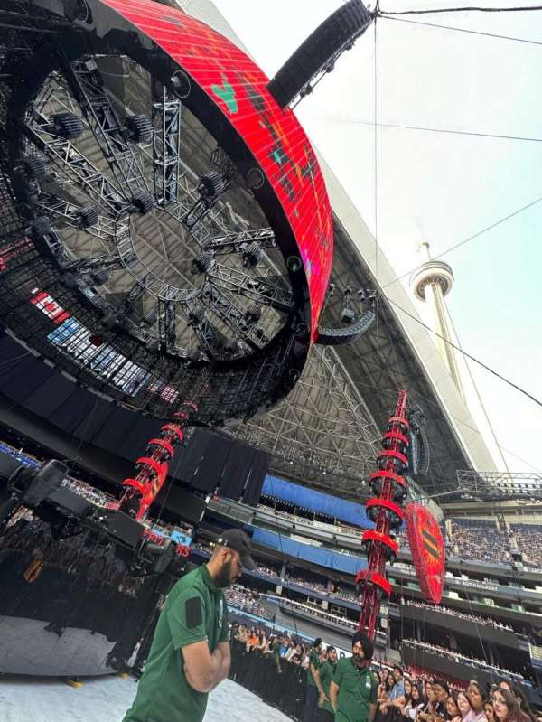 Rogers Centre, section: Floor